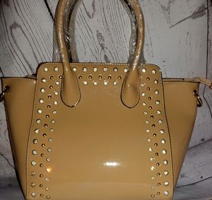 👜Camel Studded Traci Lynn Purse